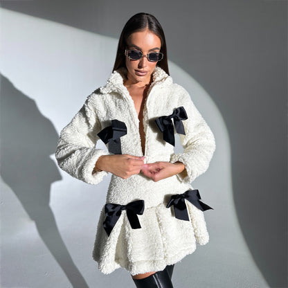 Damen modischer Kapuzenjacke mit dekorativen Schleifen und voluminösem Schnitt Stalluxe