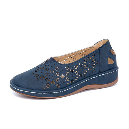 Damen elegante Clogs mit luftigen Schnittmuster und bequemer Sohle Stalluxe