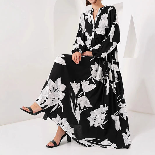 Damen Maxikleid mit floralem Print und elegantem Knopfdesign Stalluxe