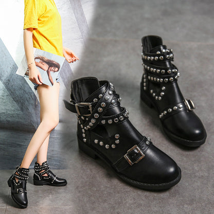Damen modische Stiefeletten mit dekorativen Nieten und verstellbaren Riemen Stalluxe