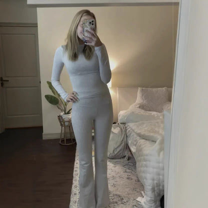 Damen figurbetontes Strick-Loungewear-Set mit ausgestellten Beinen Stalluxe