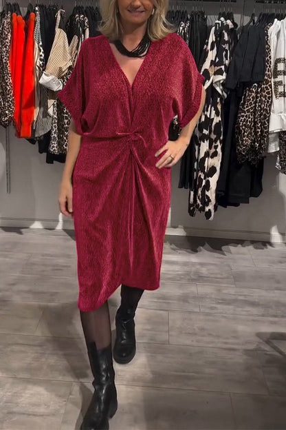 Damen Elegantes Wickelkleid mit strukturiertem Stoff und Taillengürtel Stalluxe