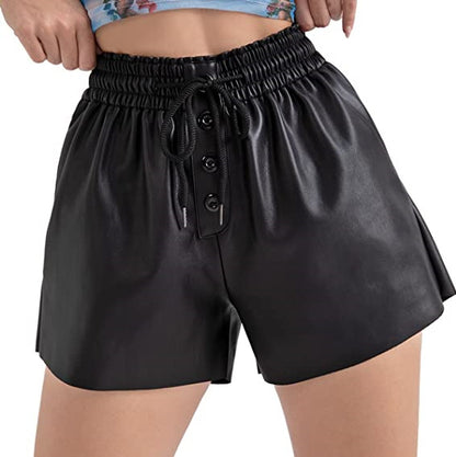 Damen lässige Shorts aus innovativem Kunstleder mit elastischem Bund und praktischen Knopfdetails Stalluxe