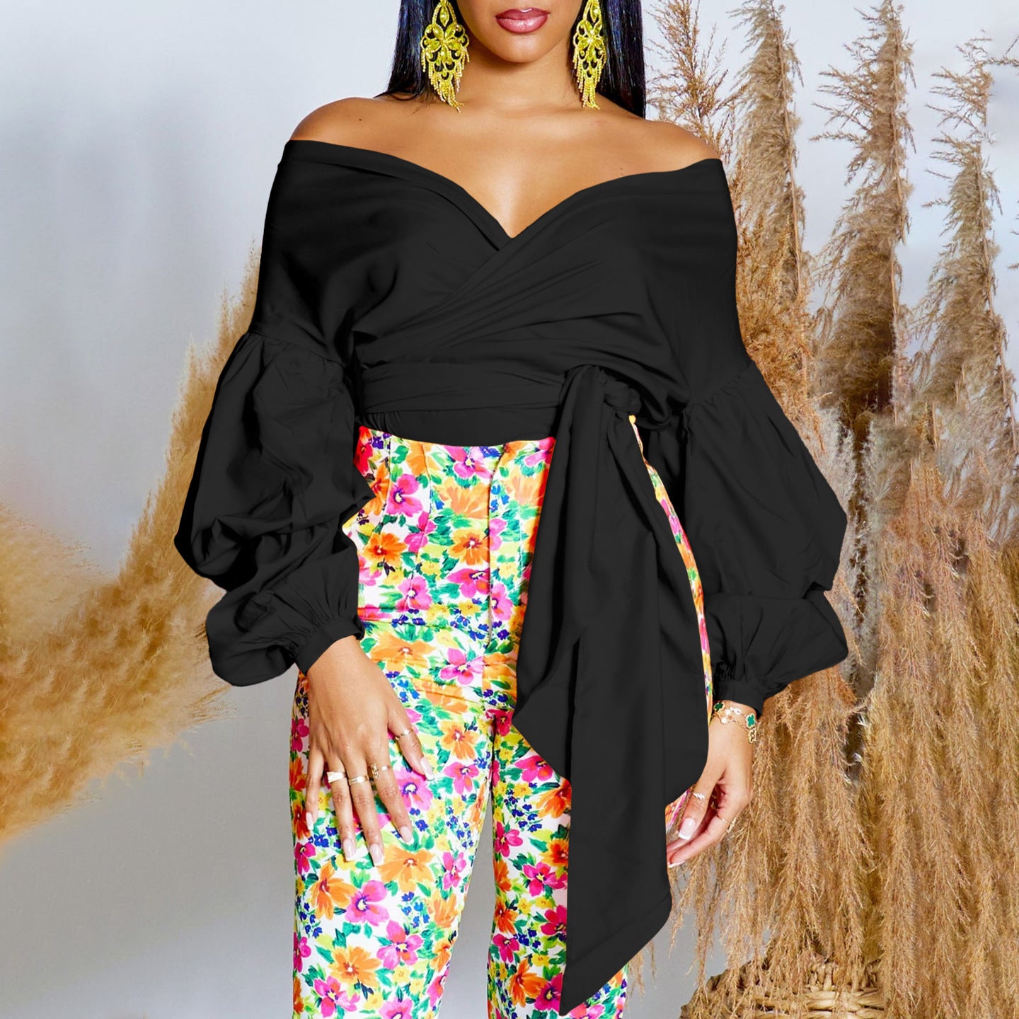 Damen Wickelbluse mit voluminösen Ärmeln und Taillengürtel Stalluxe
