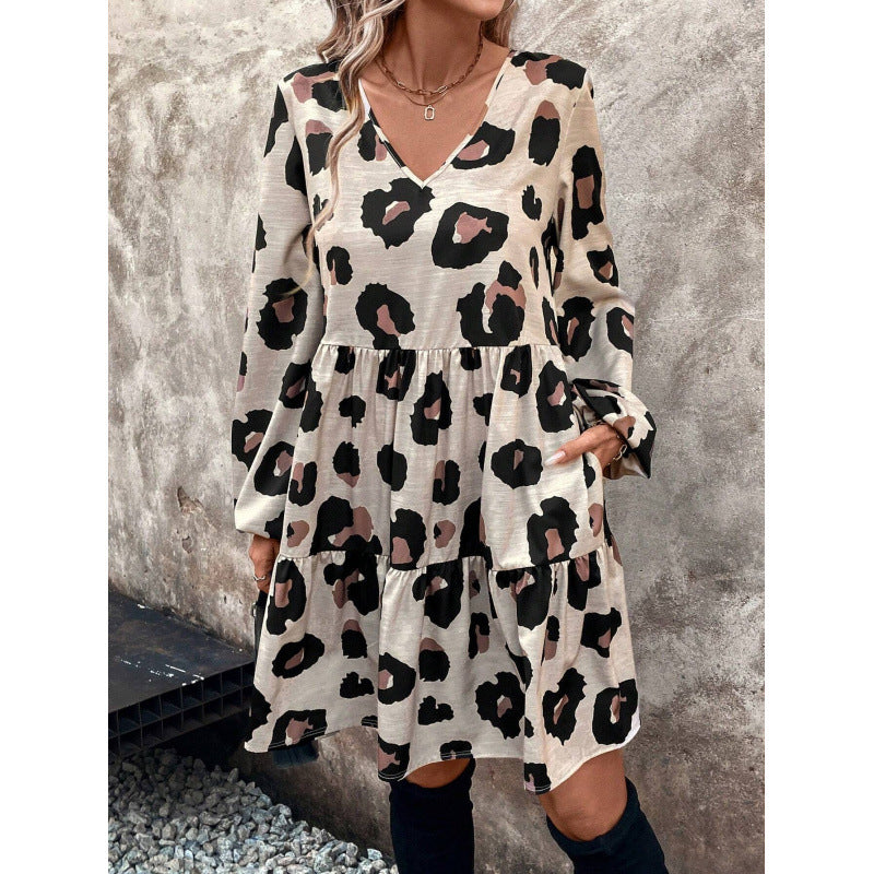 Damen Kleid im lässigen Leopardenmuster mit voluminösen Ärmeln und fließendem Schnitt Stalluxe