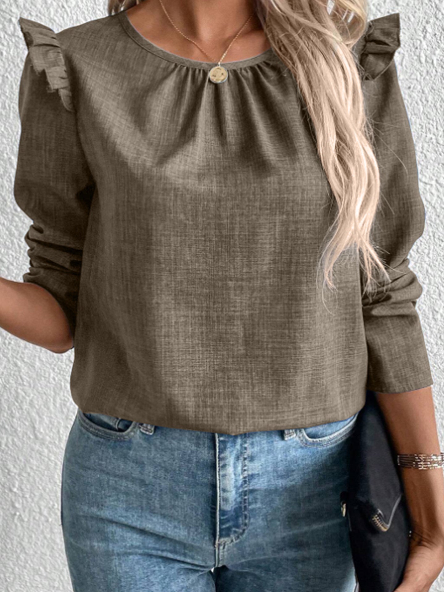 Damen Elegante Bluse mit Rüschendetails und Rundhalsausschnitt Stalluxe