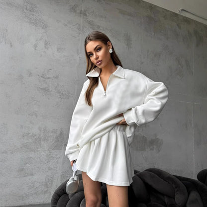 Damen lässig geschnittener Sweatpullover mit kurzem Reißverschluss und femininer Raffung Stalluxe