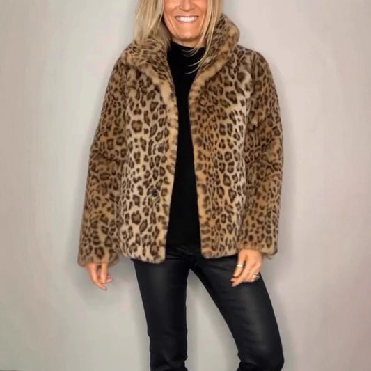 Damen Flauschige Leopardmuster Jacke mit hohem Kragen Stalluxe