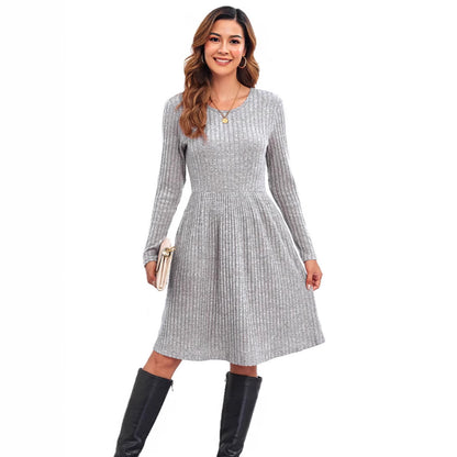 Damen Strickkleid mit lässigem Schnitt und feinem Streifenmuster Stalluxe