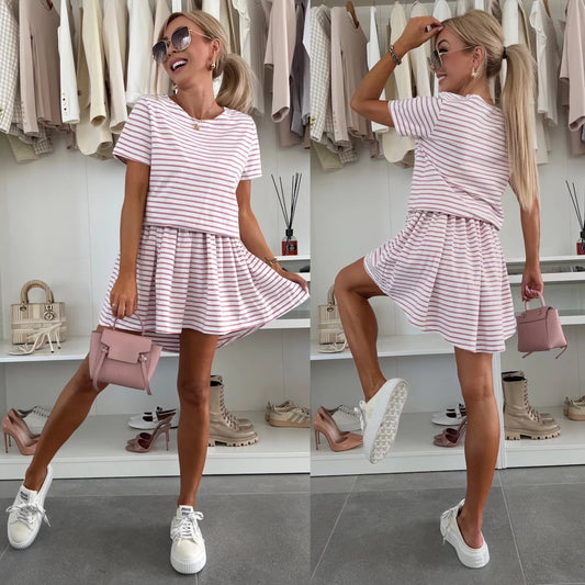 Damen gestreiftes Freizeitkleid mit weit schwingendem Rock Stalluxe