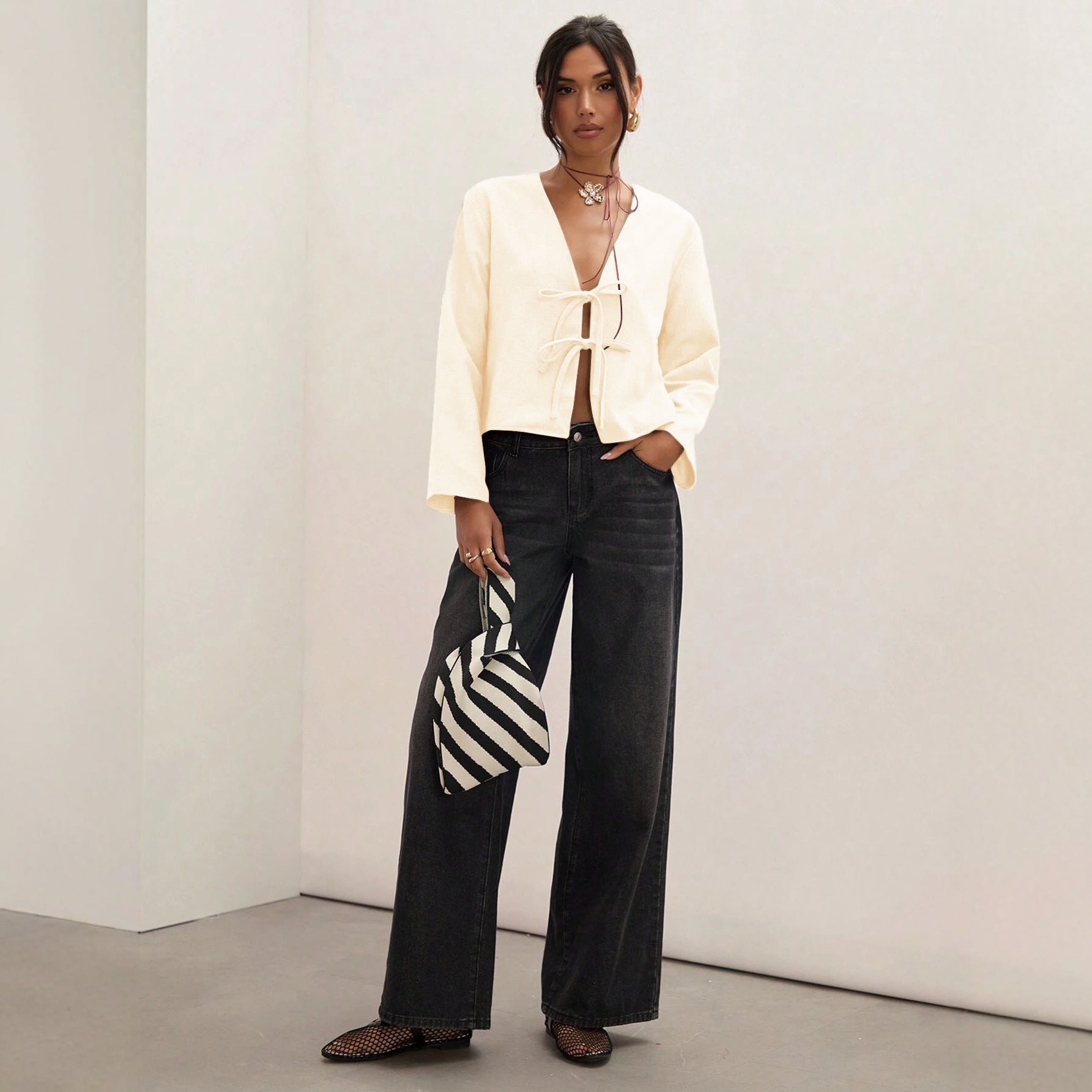 Damen Kurzarmbluse mit dekorativem Knoten Stalluxe