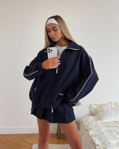 Damen Freizeit-Sportjacke mit modischem Reißverschluss und passenden Shorts Stalluxe