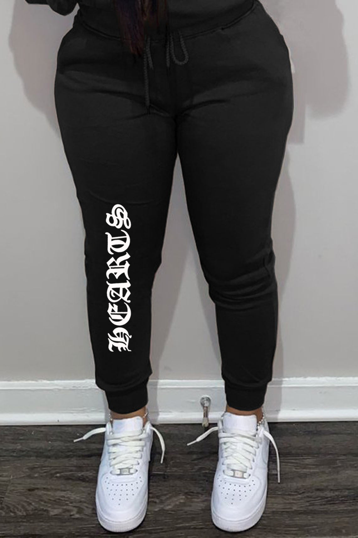 Damen bequeme Sweatpants mit seitlichem Schriftzug Stalluxe