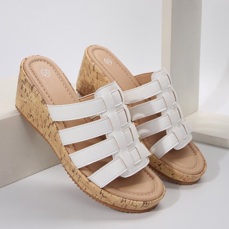 Damen Wedge-Pantoletten mit dekorativen Riemen und komfortablem Fußbett Stalluxe