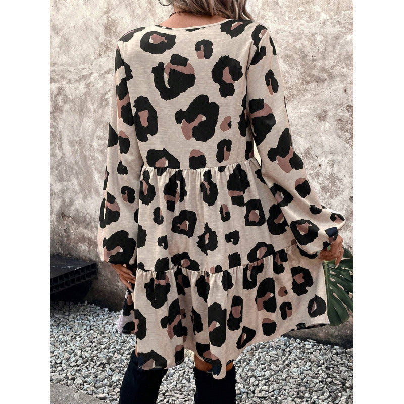 Damen Kleid im lässigen Leopardenmuster mit voluminösen Ärmeln und fließendem Schnitt Stalluxe