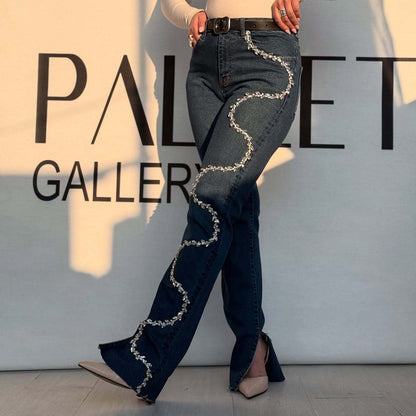 Damen Bootcut-Jeans mit glitzernden Applikationen und fransigen Abschlüssen Stalluxe