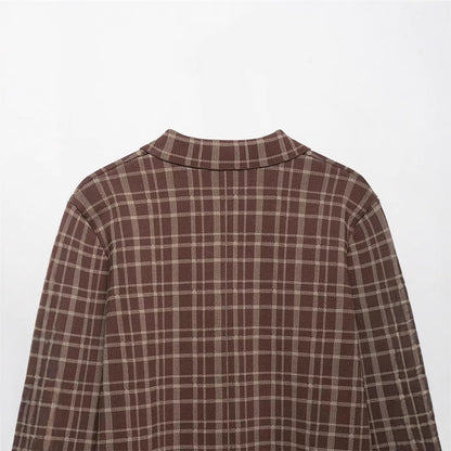 Damen Karierte Kurzjacke mit großen aufgesetzten Taschen und eleganten Knopfdetails Stalluxe