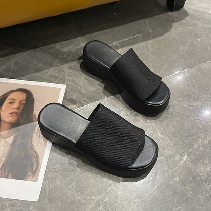Damen Wedge-Pantoletten mit ergonomischem Fußbett und breiter Riemenpartie Stalluxe