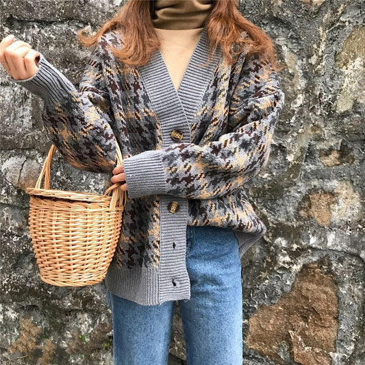 Damen Karierte Strickjacke mit Vintage-Knöpfen Stalluxe