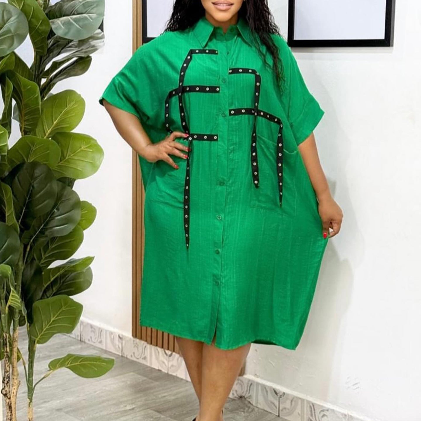 Damen Oversized Hemdbluse mit modischen Details und Kontrastträgern Stalluxe