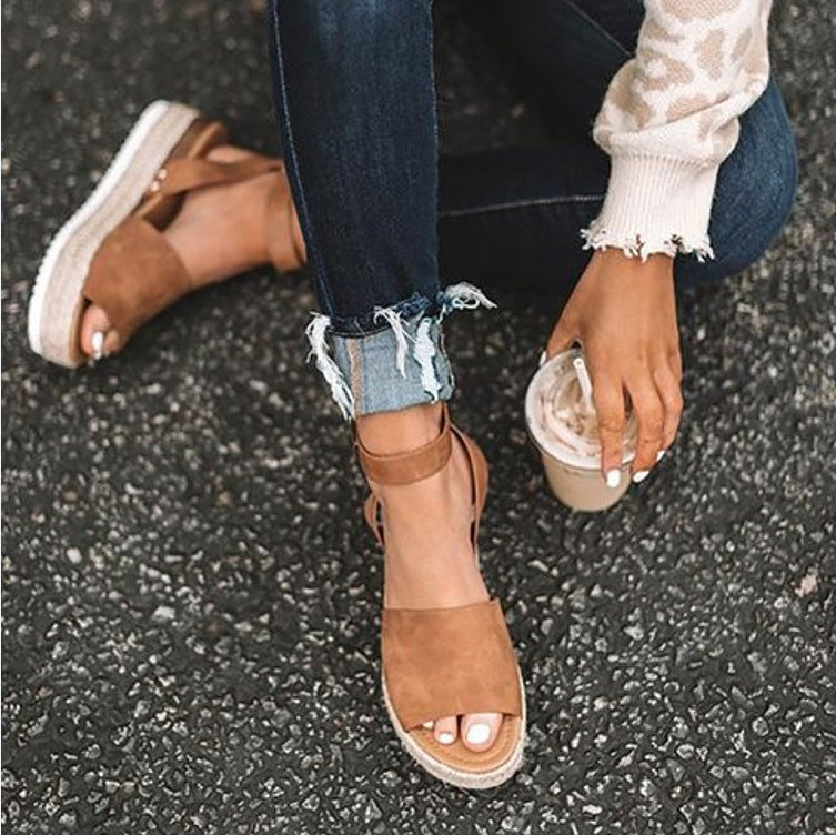 Damen Plateau-Sandalen mit verstellbarem Knöchelriemen und Jute-Details Stalluxe