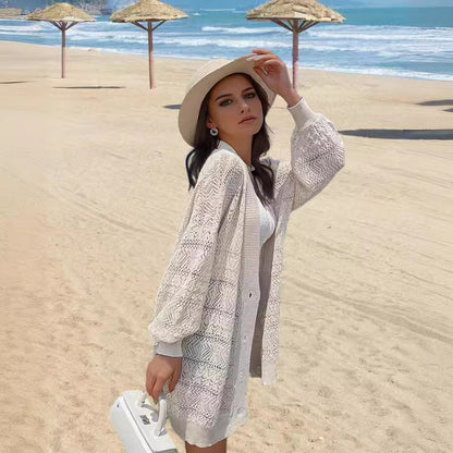 Damen Strickjacke mit kunstvollem Häkelmuster und luftiger Passform Stalluxe