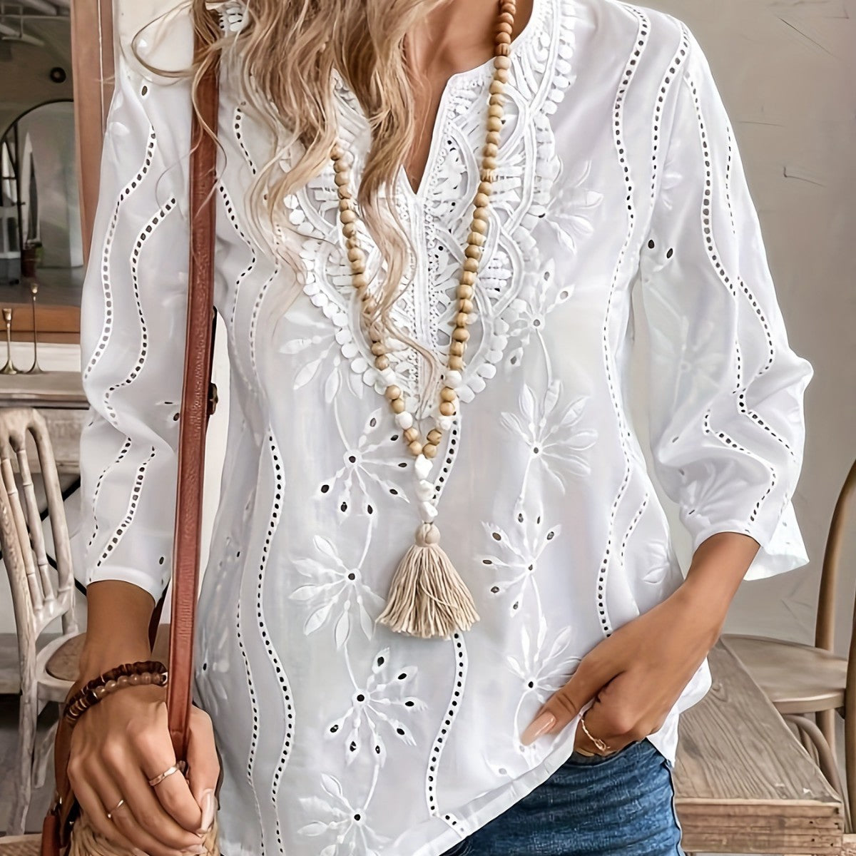 Damen Bluse mit kunstvoller Stickerei und luftigen Ärmeln Stalluxe