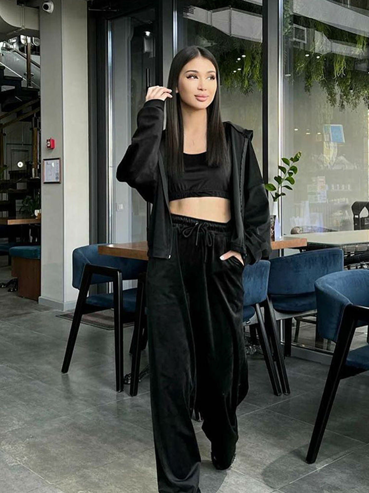 Damen lässiges Sport-Set mit cropped Oberteil und weiten Hosen Stalluxe