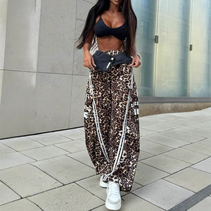 Damen Freizeithose mit Leopardenmuster und seitlichen Streifen Stalluxe