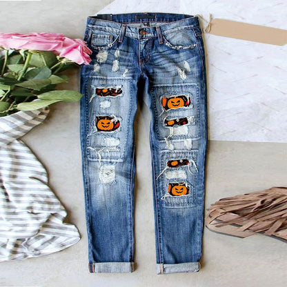 Damen Jeans im kreativen Design mit Spooky-Motiven und lässigem Fit Stalluxe