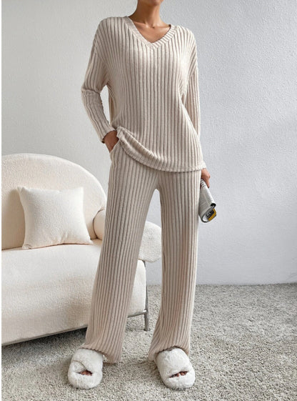 Damen gemütlicher Strickanzug Stalluxe