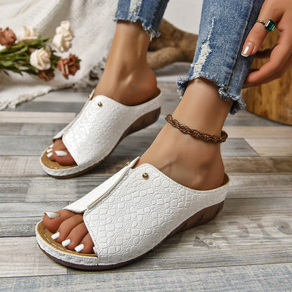 Damen Wedge-Pantoletten mit elegantem Kroko-Prägung und gepolstertem Fußbett Stalluxe