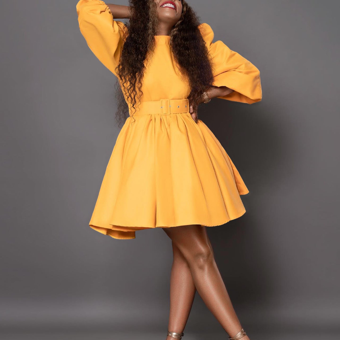 Damen Skaterkleid mit tailliertem Gürtel und voluminösen Ärmeln Stalluxe Gelb