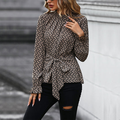 Damen elegante Bluse mit Taillengürtel und raffinierten Rüschendetails Stalluxe