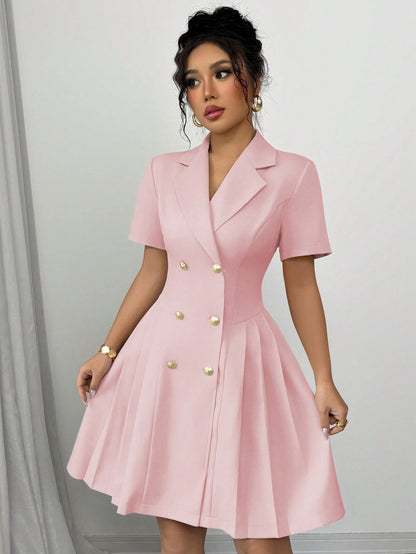 Damen Tailliertes Blusenkleid mit doppelter Knopfreihe und plissierten Details Stalluxe