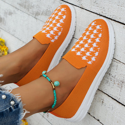 Damen bequeme Slip-On Sneakers im modernen Hahnentrittmuster Stalluxe