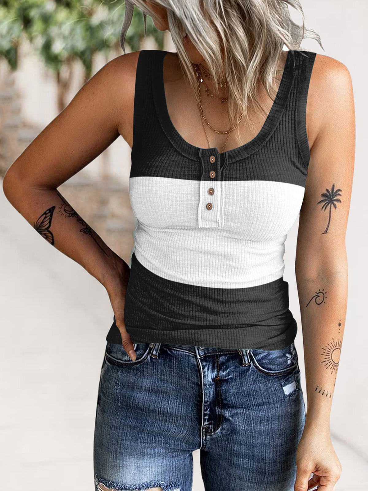Damen Sportliches Tanktop mit modernem Knopfdetail Stalluxe