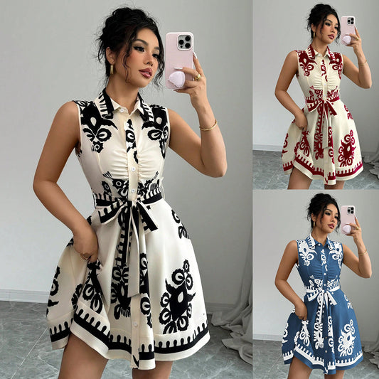 Damen Blusenkleid mit elegantem Taillengürtel und verspieltem Muster Stalluxe