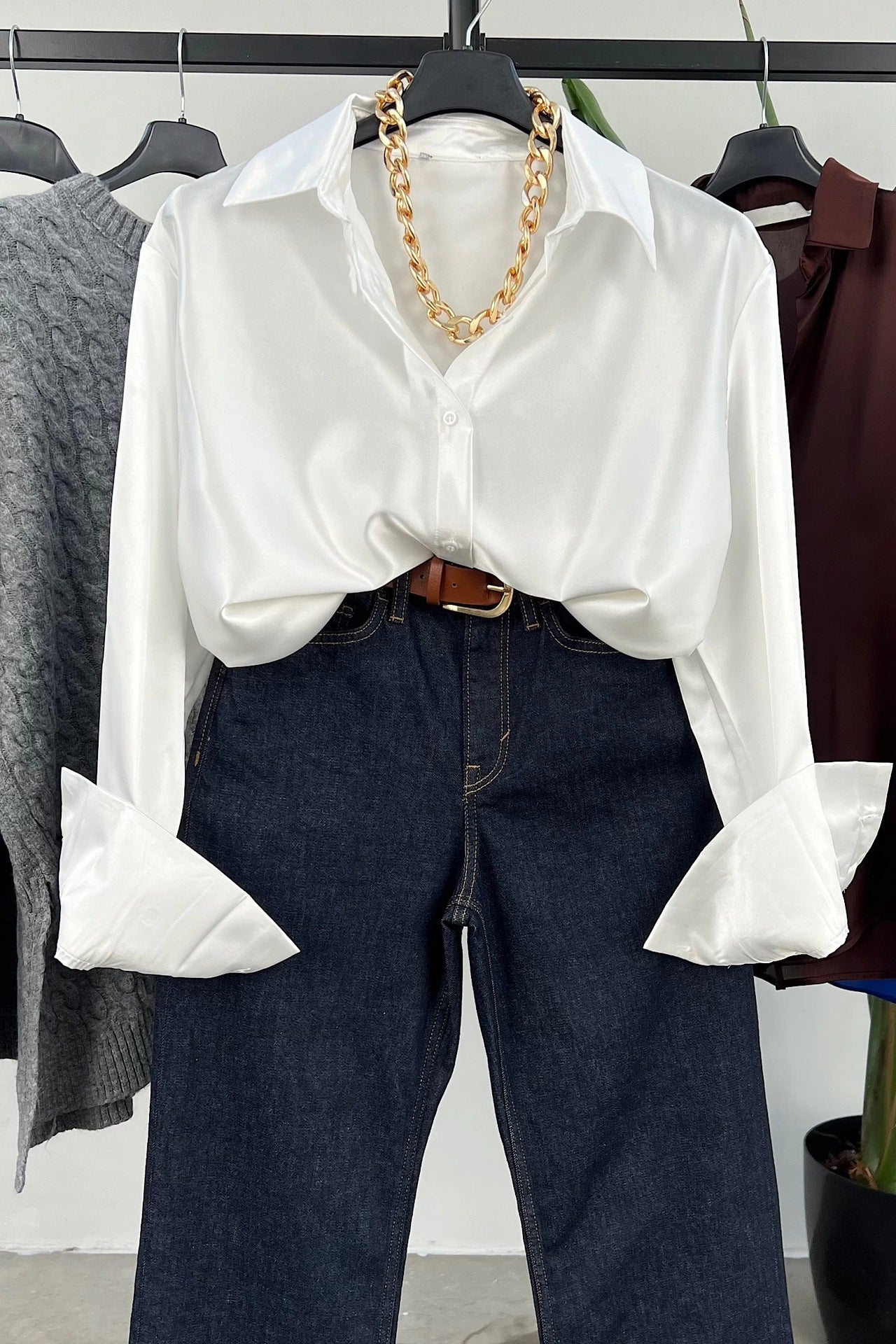Damen Satinhemd mit oversized Schnitt Stalluxe