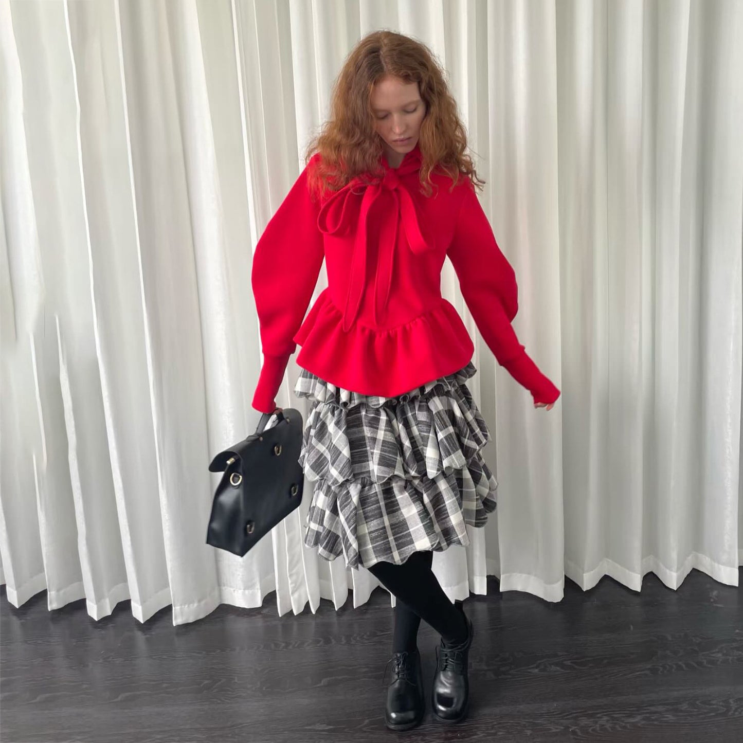 Damen Pullover mit Krawatten-Detail und Volant Stalluxe