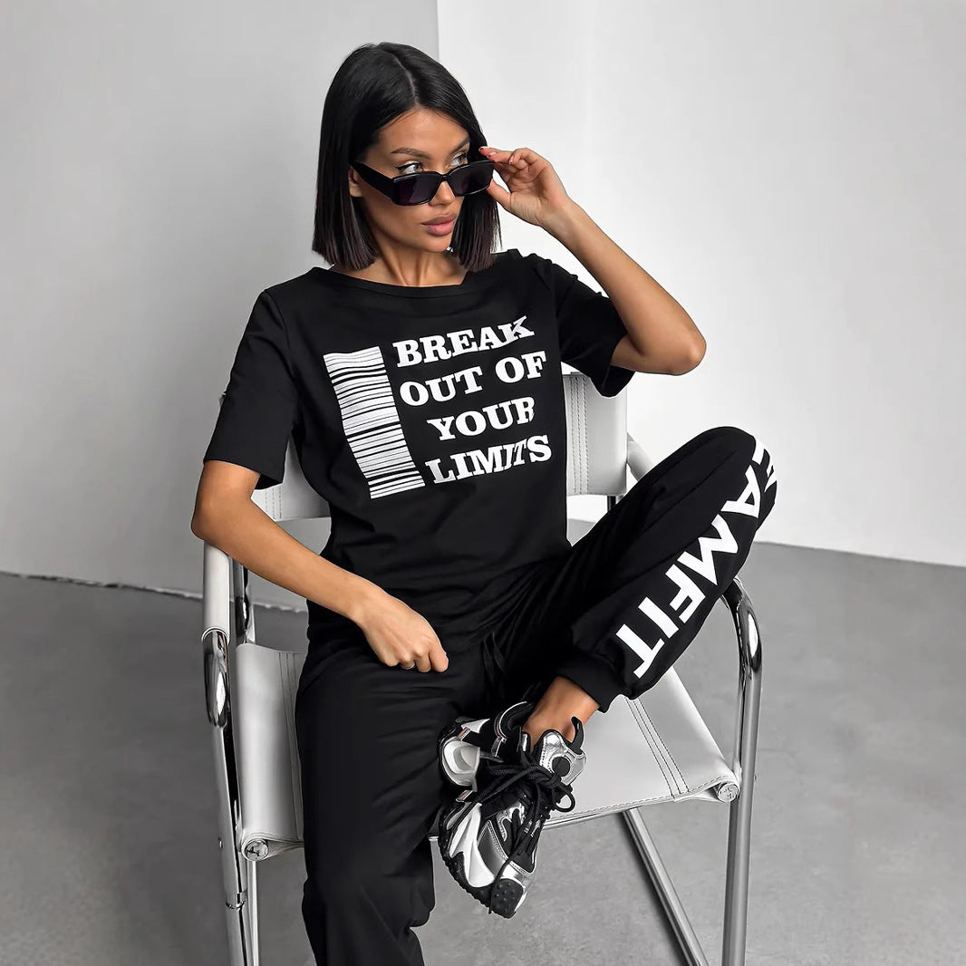 Damen modernes Sport-Set mit ausschnitt und grafischem Print Stalluxe