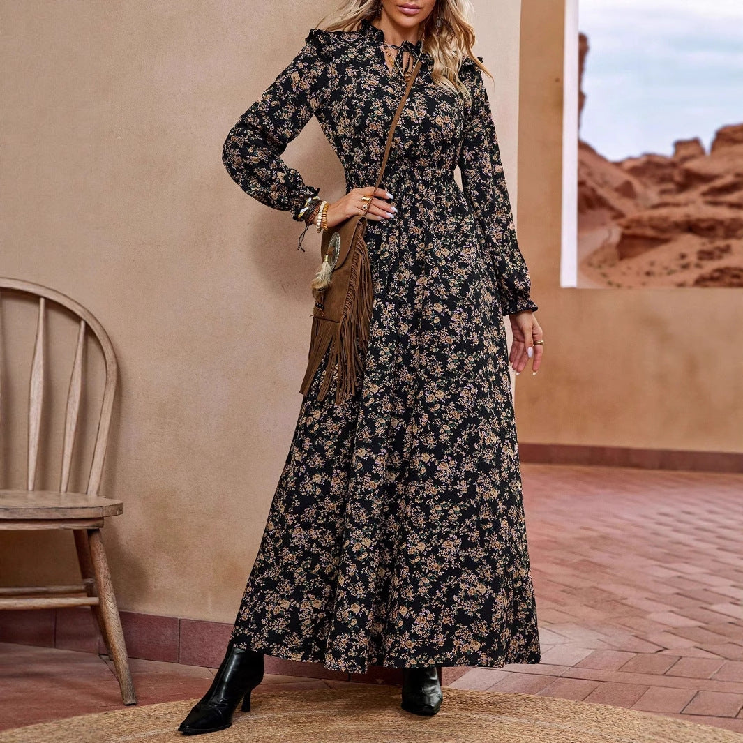 Damen Maxikleid mit schmeichelhaftem Schnitt und floralen Details Stalluxe