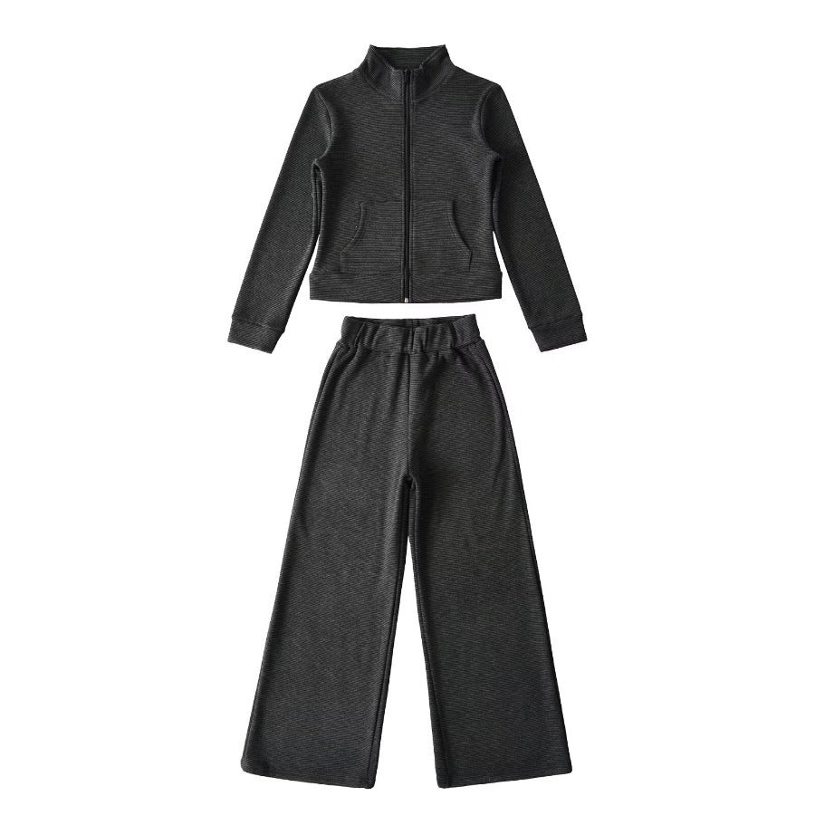 Damen sportliches Set mit Stehkragen und weitem Hosenansatz Stalluxe