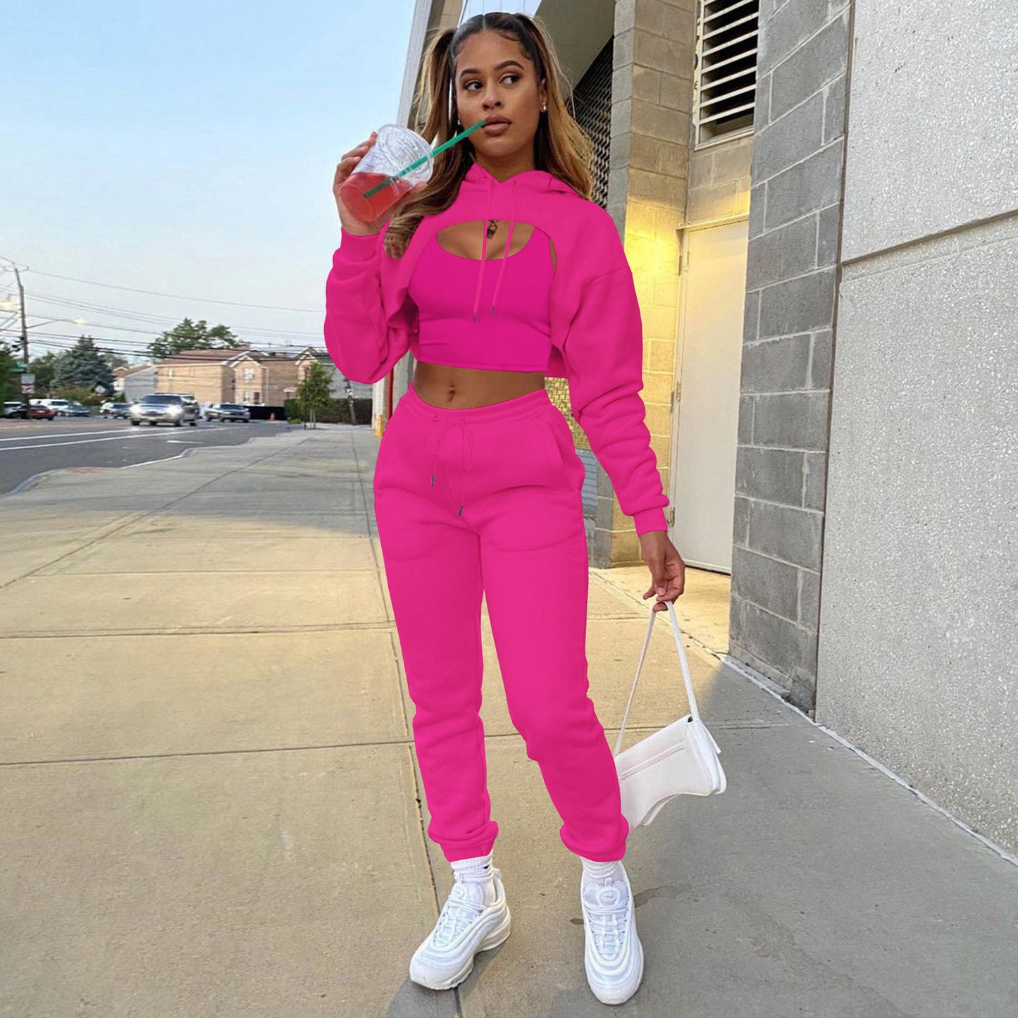 Damen Sportlicher Zweiteiler mit cropped Hoodie und bequemen Jogginghosen Stalluxe