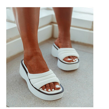 Damen Plattform-Sandalen mit modischem Riemen-Design und dämpfendem Fußbett Stalluxe