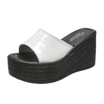 Damen Plattformsandalen mit schickem Glanz Stalluxe