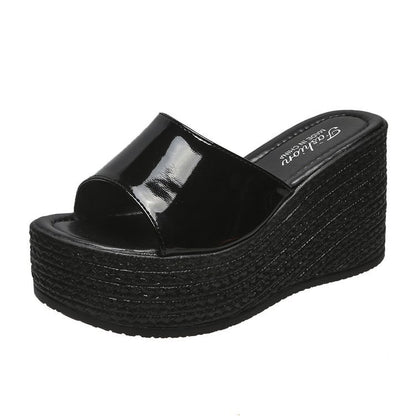 Damen Plattformsandalen mit schickem Glanz Stalluxe