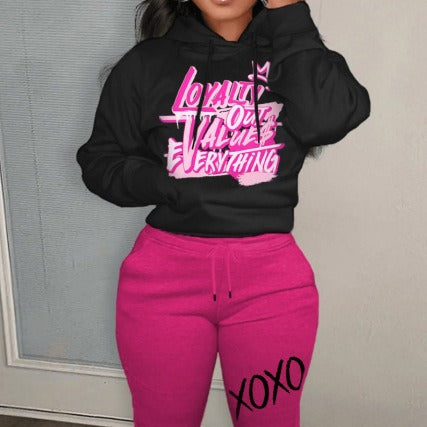 Damen Freizeit-Hoodie und Jogginghose Set mit einzigartigem Schriftzug und modernen Akzenten Stalluxe