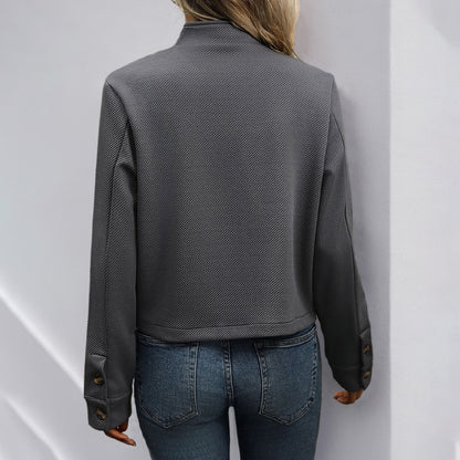 Damen stylische Jacke mit Knopfdetails und modernem Schildkragen Stalluxe
