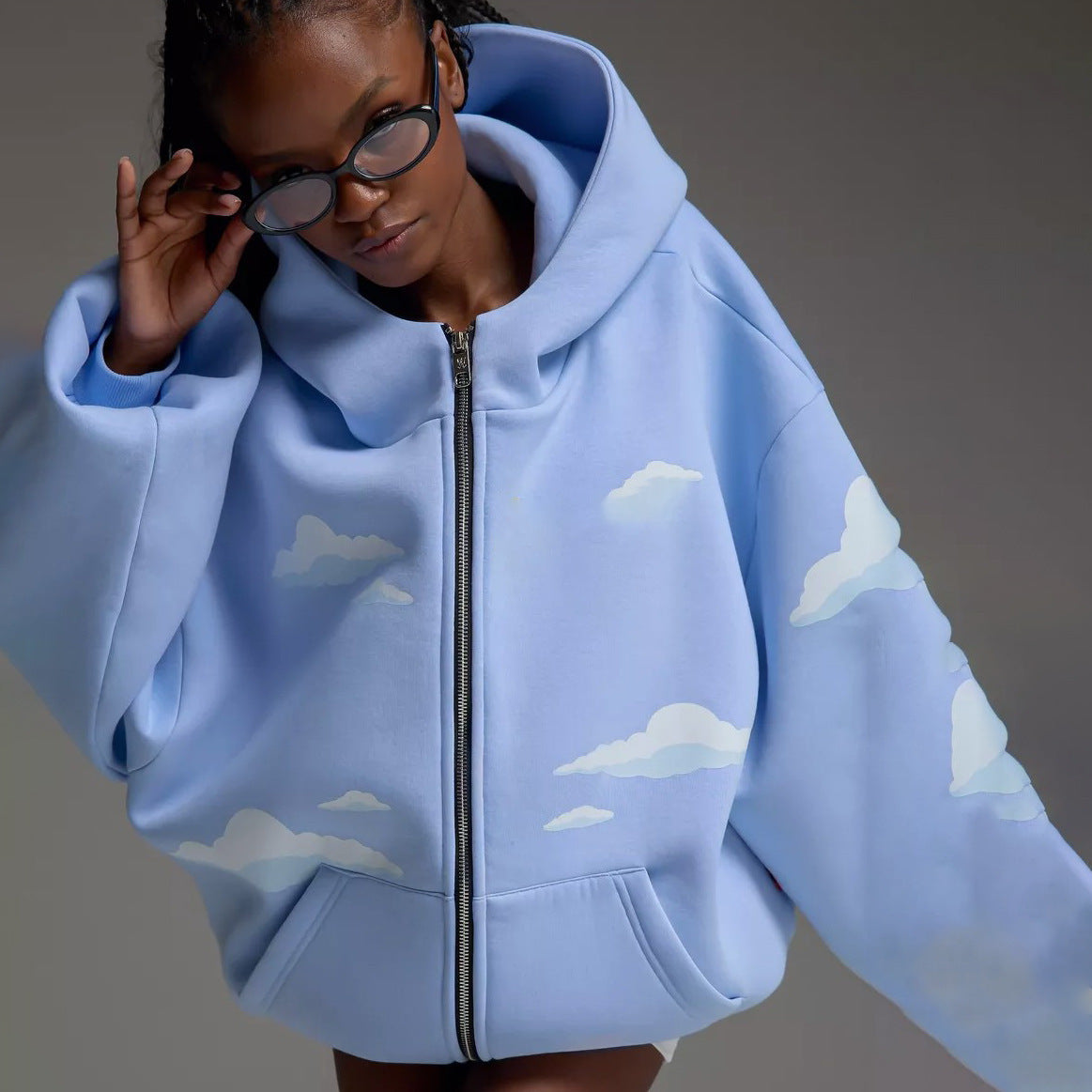 Damen Oversized Kapuzenjacke mit luftigen Wolkenmotiven Stalluxe